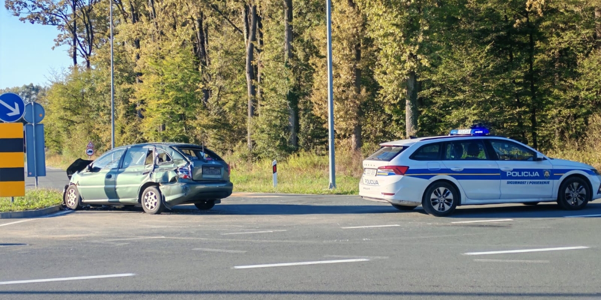 Kamiondžija nije stao na stop na istočnoj obilaznici. Troje ljudi završilo u bolnici.