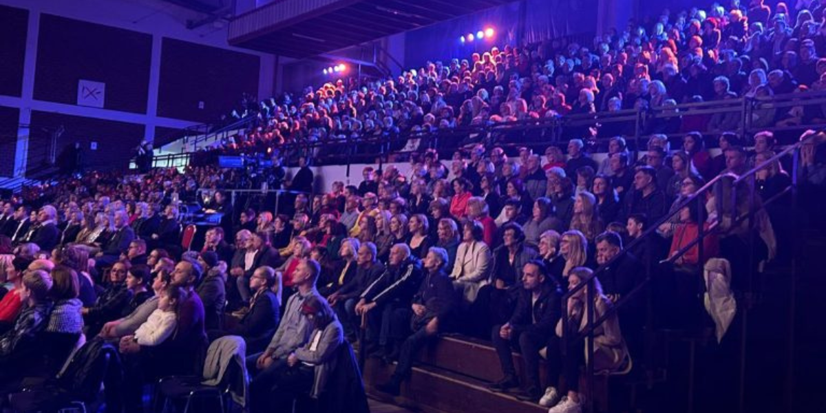 Gala koncert ove će godine voditi i poznati glumački par, a oboje iza sebe imaju nastupe na tom događaju