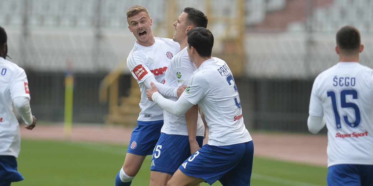 Hajduk potopio Osijek, opet prvi u HNL-u