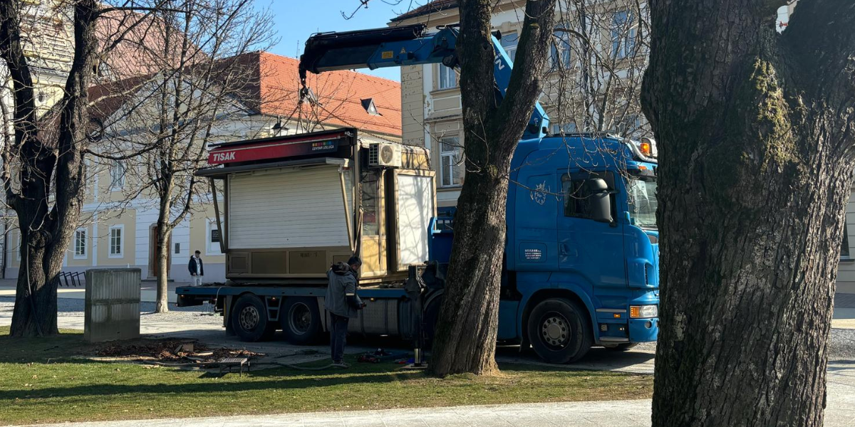 [VIDEO] Kao da ga nikada nije bilo: Odlazi kiosk iz našeg malog grada