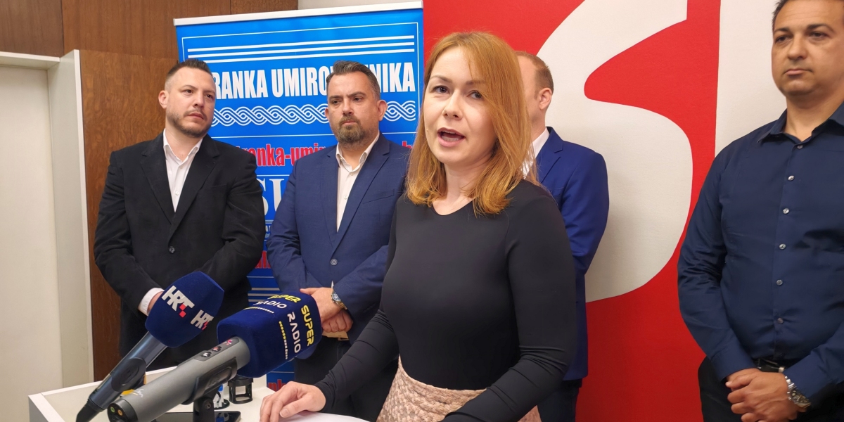 Županijski SDP preuzeo dva vagončića iz vlakića bivšeg župana