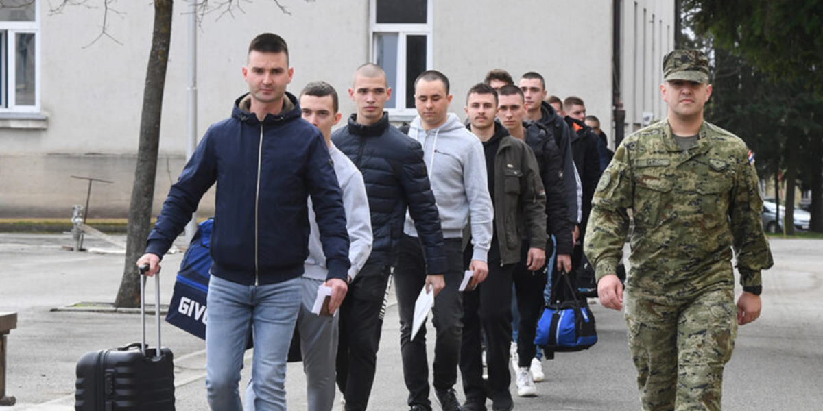 Vraća se obvezni vojni rok, evo kada stižu prvi ročnici
