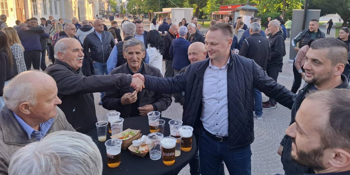 [FOTO] Župan iz naroda kampanju završio s narodom