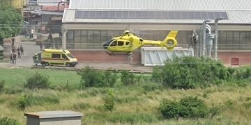 [VIDEO] U eksploziji u Čazmi jedna osoba poginula, a dvije teško ozlijeđene. Stigao i helikopter hitne pomoći.