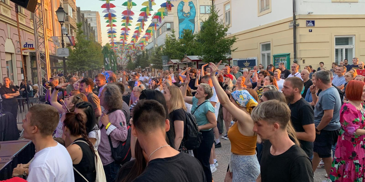Pitamo vas: Je li naša najbolja manifestacija trajala previše, premalo ili taman? Recite nam što mislite!