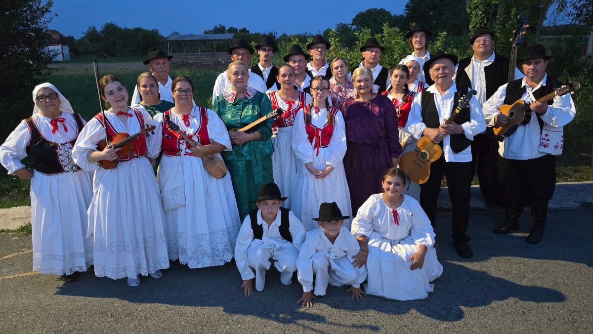Novoračanski folkloraši pronose ime općine diljem zemlje