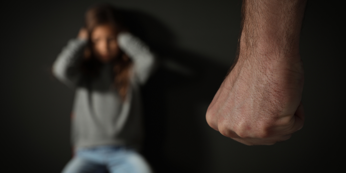 Prešamarao bivšu, vukao je po dvorištu i prijetio: Nagrađen uvjetnom kaznom zatvora