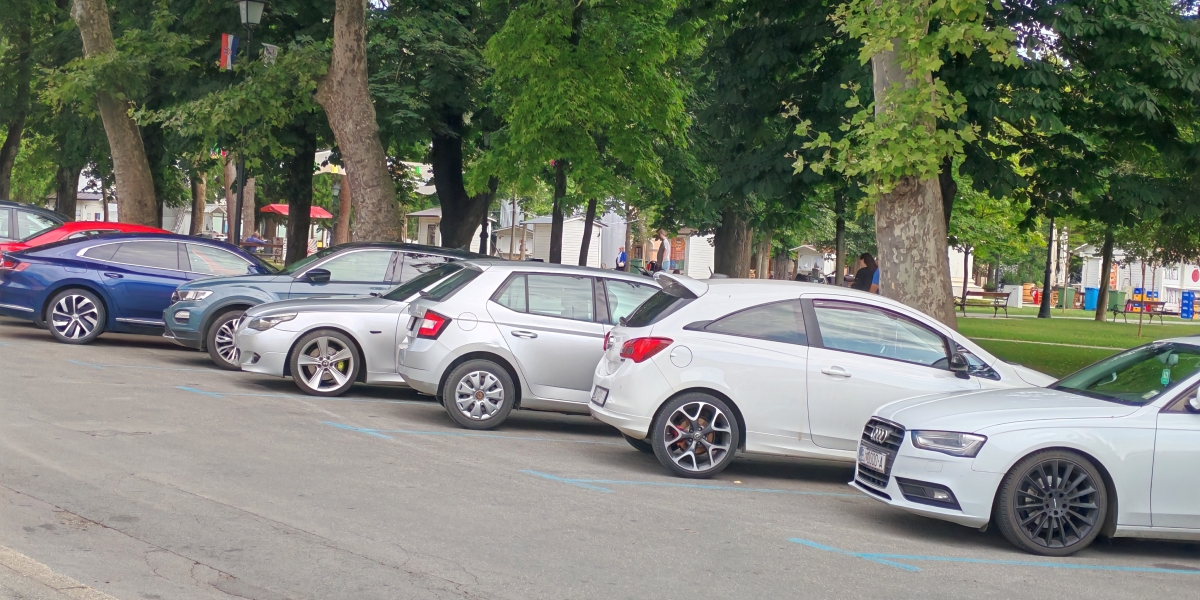 Uvodi se nova parkirališna zona s ograničenjem na sat vremena i većom cijenom?