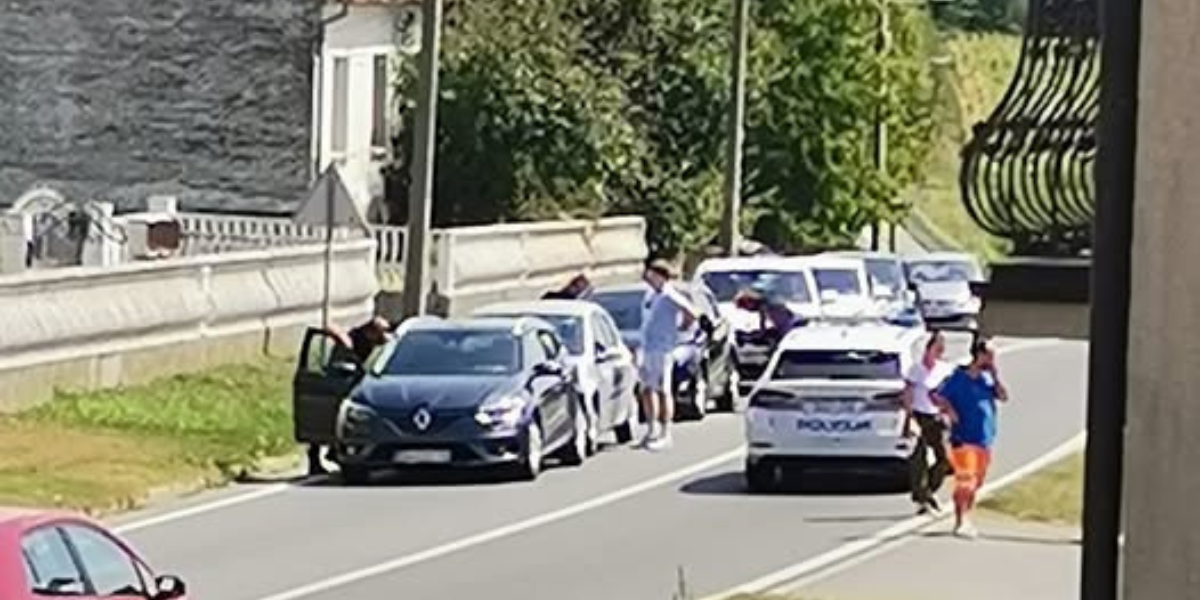 UPRAVO! Lančani sudar nadomak grada
