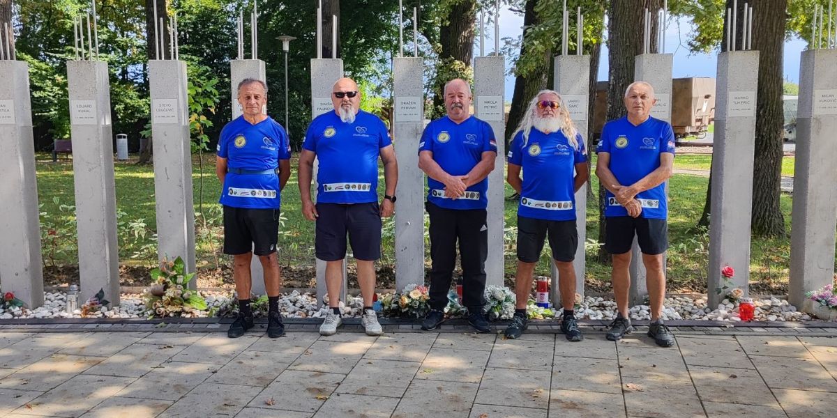 Dirljiv doček: Hodnja branitelja stigla na spomen područje, put ih vodi na daleki jug
