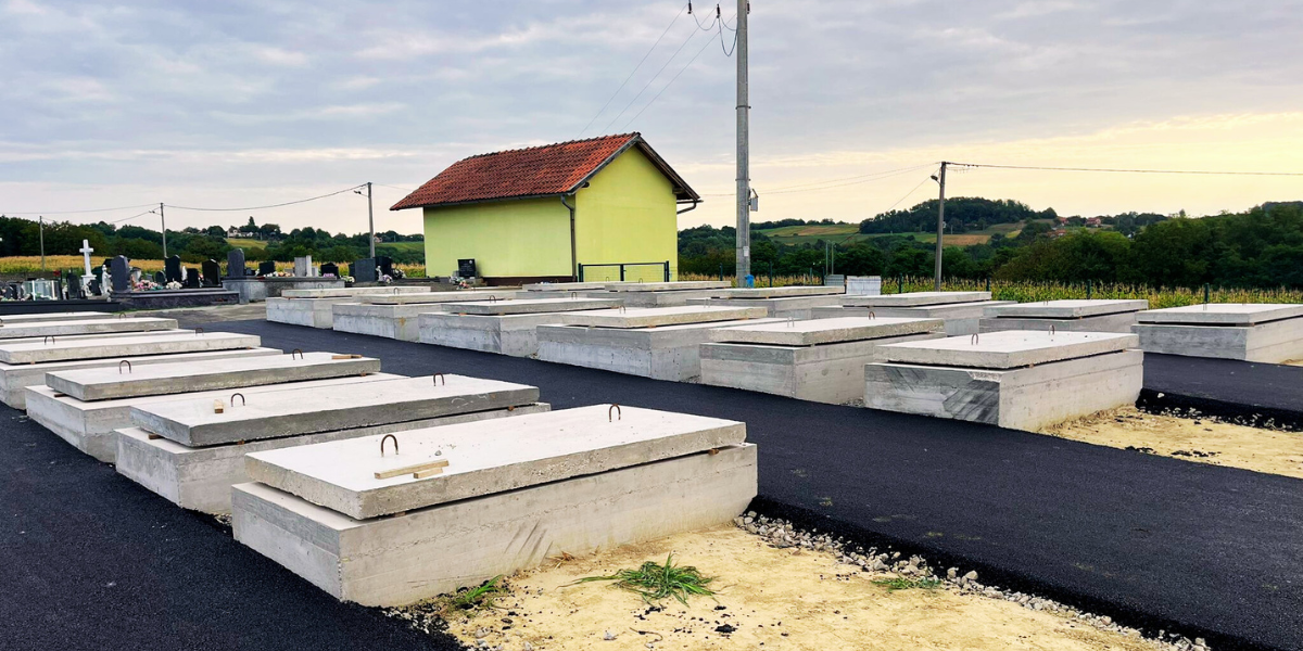 Stigla sredstva iz Ministarstva: Pogledajte što je sve uređeno na groblju u Šandrovcu