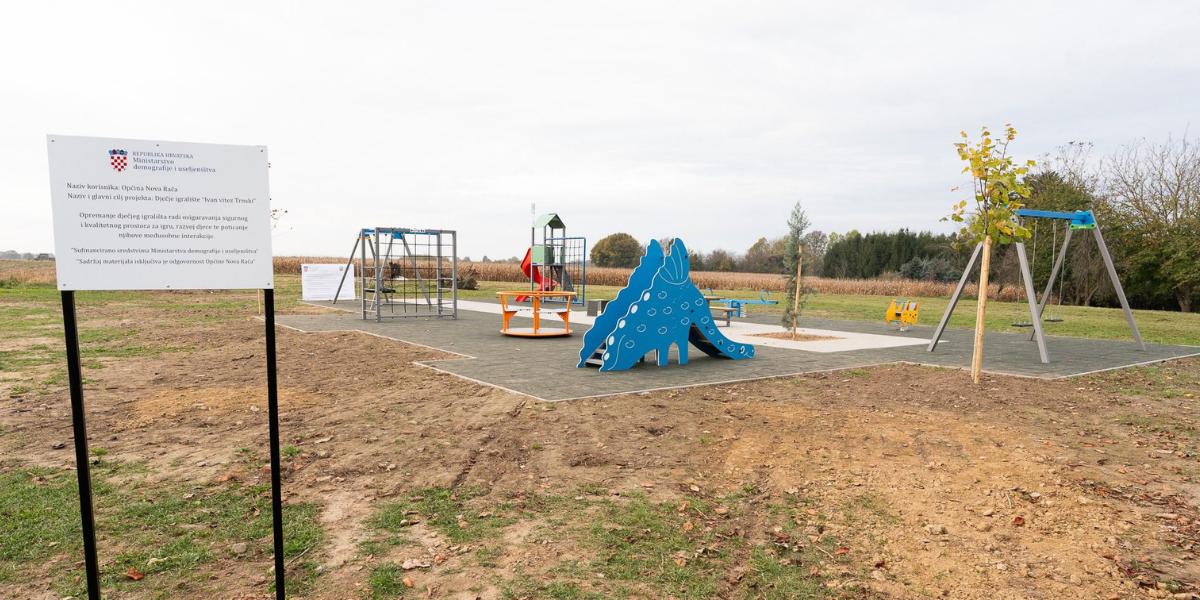 Općina još jedan projekt privela kraju, općinski mališani dobili novo mjesto za igru