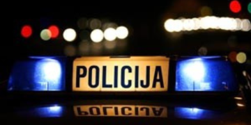 25-godišnjak bez valjane vozačke sletio u kanal, posljedice su strašne