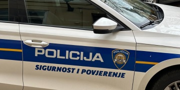 Brutalan napad: U centru grada nokautirao mladića