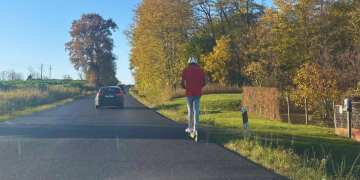 Zastrašujući sudar: Dječak na električnom romobilu udario srnu, s teškim tjelesnim ozljedama hitno prevezen u bolnicu
