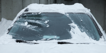 Treba li zimi pustiti motor da radi prije vožnje? Donosimo odgovor na pitanje svih pitanja