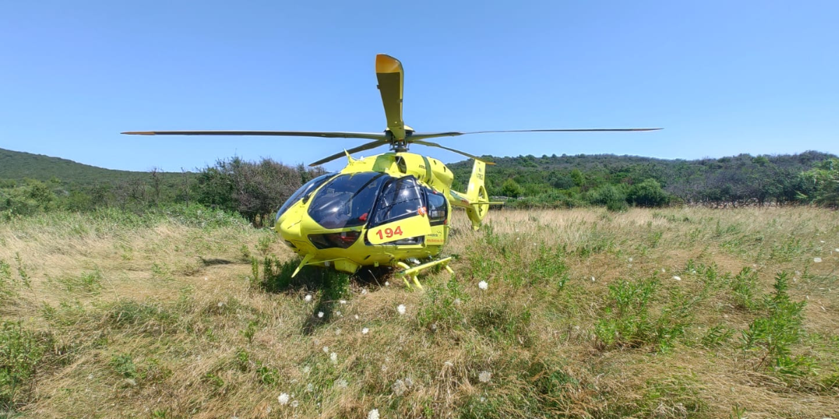 Hitna helikopterska služba imala je pune ruke posla: Vozač quada teško ozlijeđen u šumi
