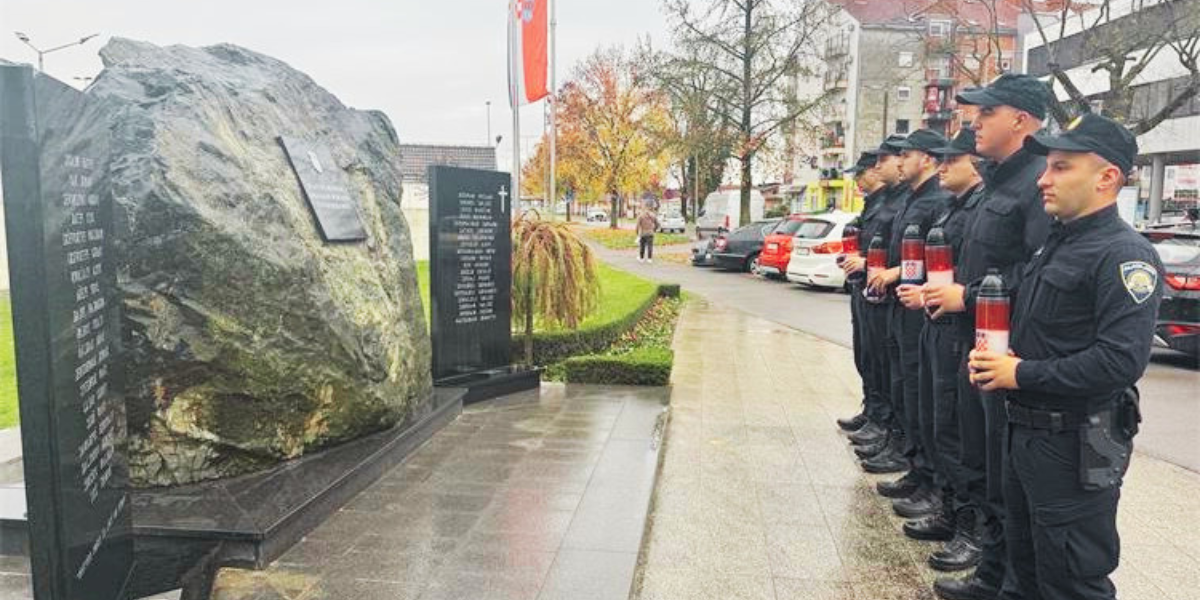 Novi heroji na dužnosti: Šest mladih policajaca zakoračilo u službu Hrvatske