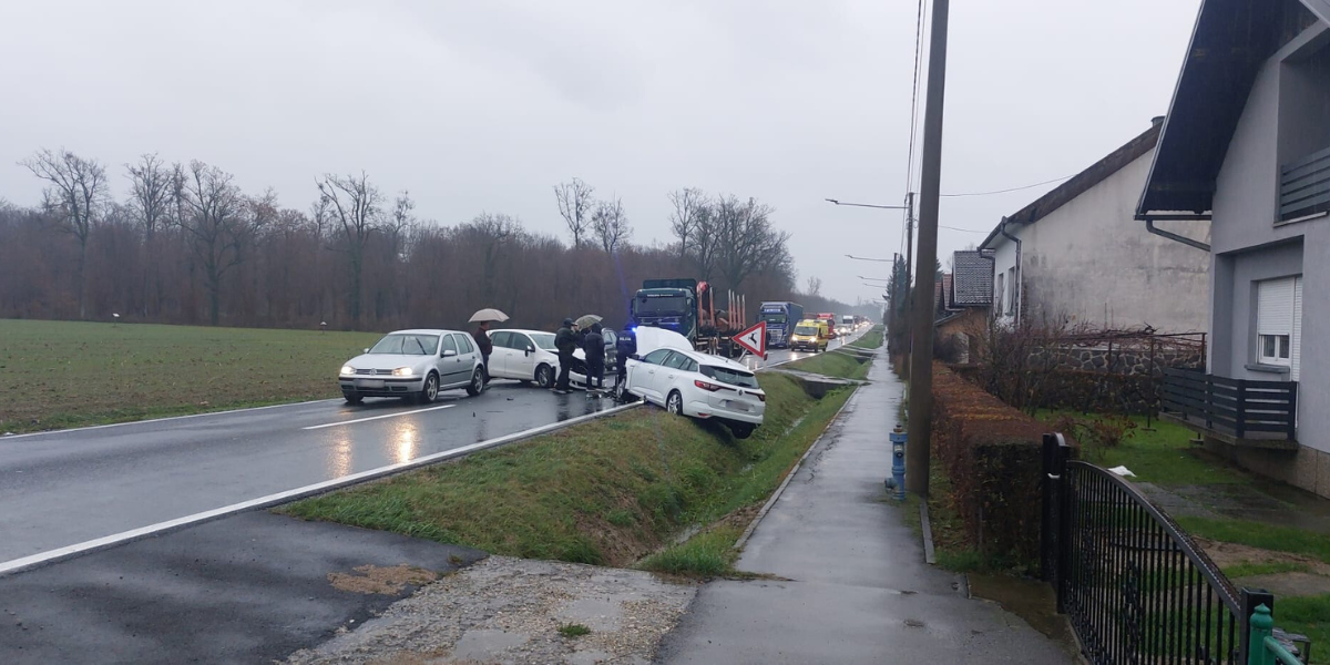 Poznati detalji nesreće koja je zatvorila državnu cestu: Krenuo je pretjecati pa udario prvi auto pa drugi pa treći...evo kako je završio
