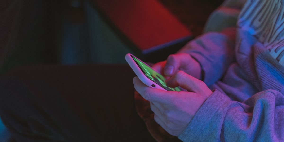 Djeca sve isloženija seksualnim online porukama, najnoviji podaci šokiraju