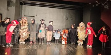 “Kućico moja, najdraži raju!” – Vodimo vas u kazalište na Ježevu kućicu