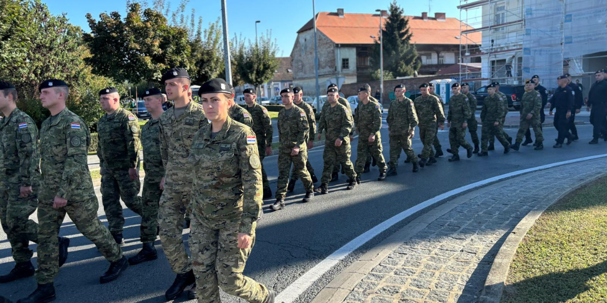 Mladići, pripazite na poštu: Krajem prosinca stiže kuverta koja bi vam mogla promijenti planove