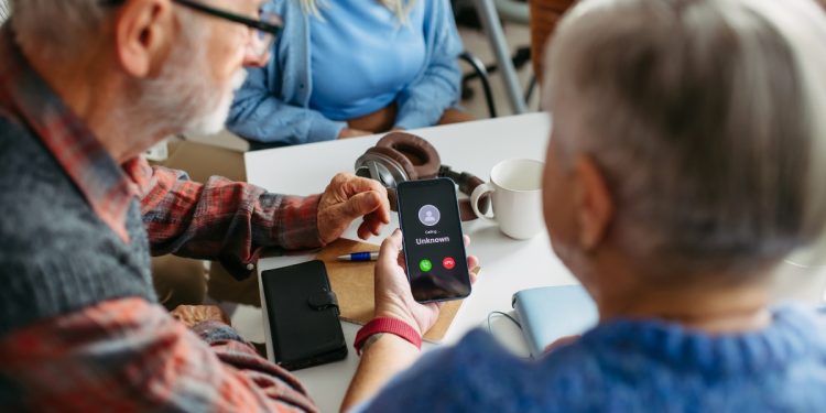 Evo što se krije iza prefrigane prevare: Ukrajinka izmuzla vrtoglavih 36 tisuća eura od prestrašene majke