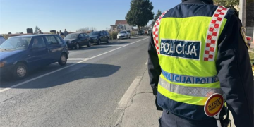 Stravičan prizor na pješačkom prijelazu: Mladi vozač u neregistriranom autu pokosio dvije žene