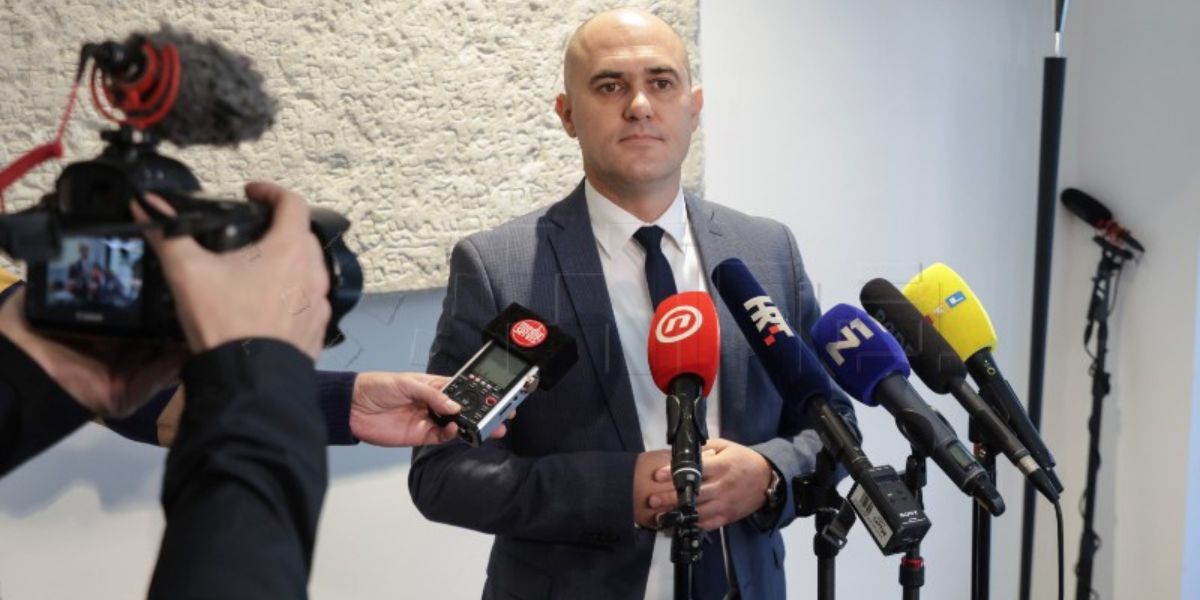 HSLS stao iza Hrebaka: “Dabro je problem pojedinca, ne koalicije”