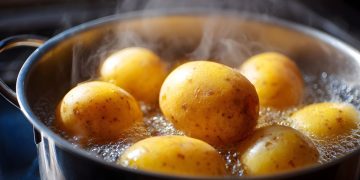 Neki trikovi čine ogromnu razliku: Kada hranu stavljamo kuhati u hladnu, a kada u kipuću vodu?