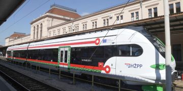 Zatvaraju se važne željezničke dionice, uvodi se zamjenski prijevoz
