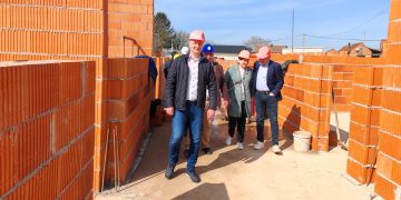 [FOTO/VIDEO] Učenici se griju na drva, a škola im je na tavanu: BBŽ to mijenja s projektom od 1,5 milijuna eura