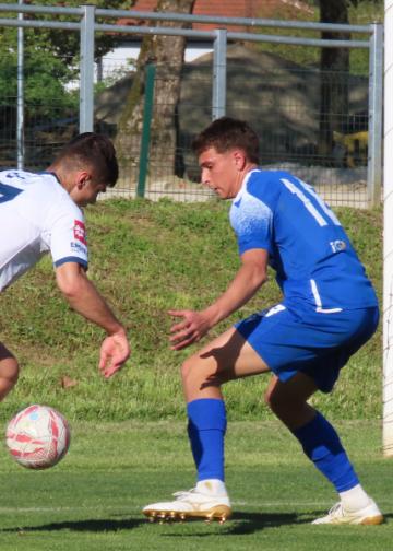 FOTO: U utakmici bez prava na kiks nogometaši Bjelovara suvereno savladali Dugo Selo