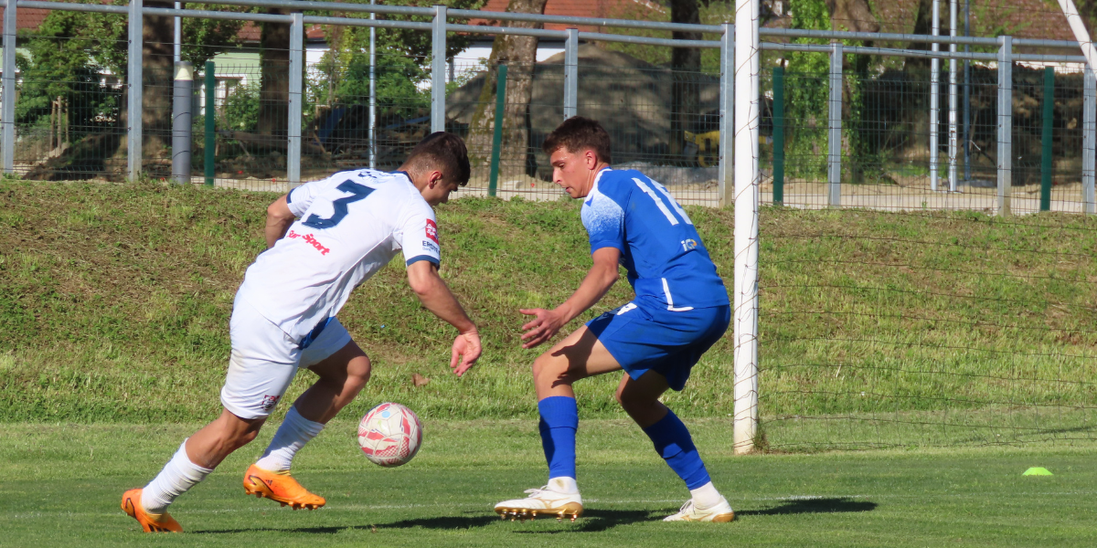FOTO: U utakmici bez prava na kiks nogometaši Bjelovara suvereno savladali Dugo Selo
