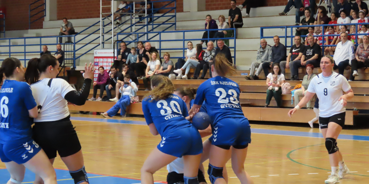 FOTO: ŽRK Bjelovar "izrudario" pobjedu protiv labinskog Rudara i nastavio bitku za treće mjesto