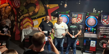 Svjetsko, a naše: Legendarni Boris Krčmar pokorio konkurenciju u bjelovarskom Zeppelin pubu!
