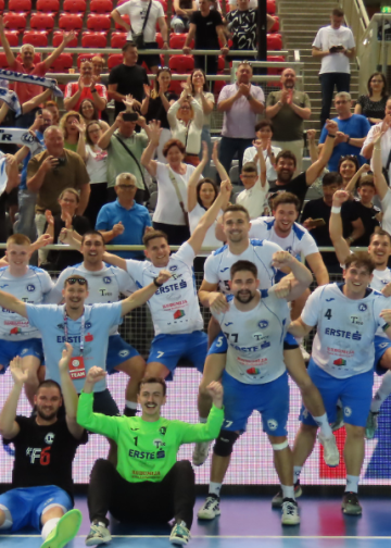 [FOTO] Fenomenalan dan za bjelovarski sport: Nakon nogometaša Mladosti iz Ždralova promociju osigurao i RK Bjelovar