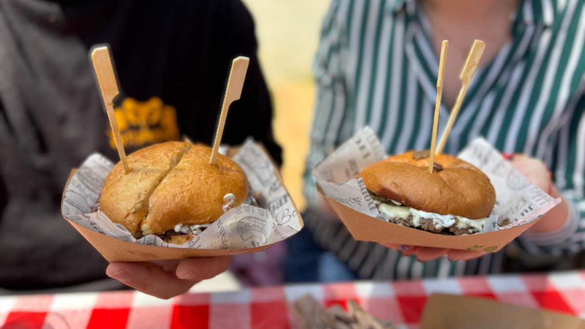 Ne propustite: Poznati gastronom u središtu grada dijelit će majburgere, znamo kada