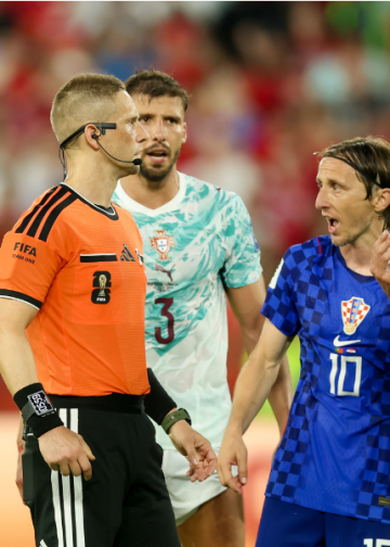 Velika riba pojela malu: Ovo je FIFA-ino objašnjenje nakon poništenja pogotka koji je Hrvatskoj trebao donijeti produžetke