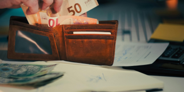 Paušalci iznad 40.000 eura državi će davati i do 3.000 eura više godišnje