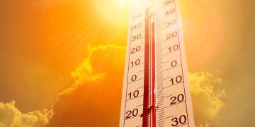 Kad temperature prijeđu 35 stupnjeva, ovi kućni trikovi hlađenja zlata vrijede