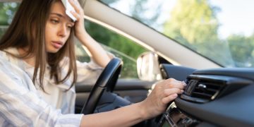 Nakon parkinga kao u pećnici? Ovako ćete najbrže rashladiti užareni auto