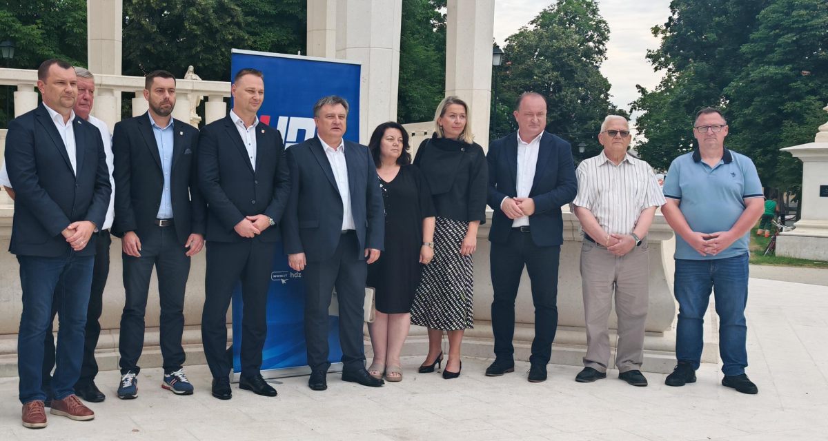 Totgergeli: Milanović nas blokiranjem odlaska u Pariz gura na margine