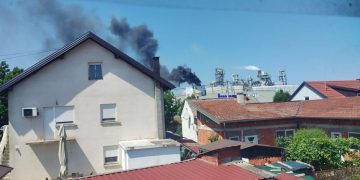 [FOTO] Požar u najvećem bjelovarskom industrijskom pogonu