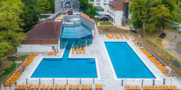 [FOTO] Ljekovita voda, gejziri i pool bar: Evo kada možete među prvima isprobati obnovljene bazene
