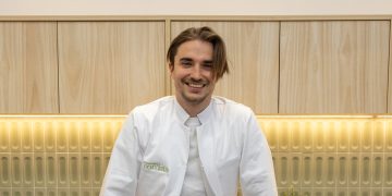 Proširene vene se uvijek vraćaju: Vaskularni kirurg otkriva što možemo učiniti da to odgodimo