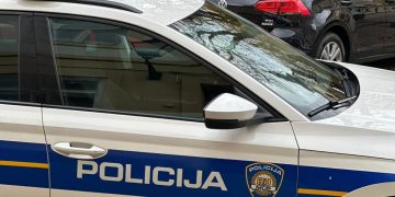 Crni dim uznemirio mještane, odmah reagirala policija