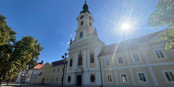 U našoj katedrali osvanuo crkveni bonton, evo što kažu kako se treba ponašati