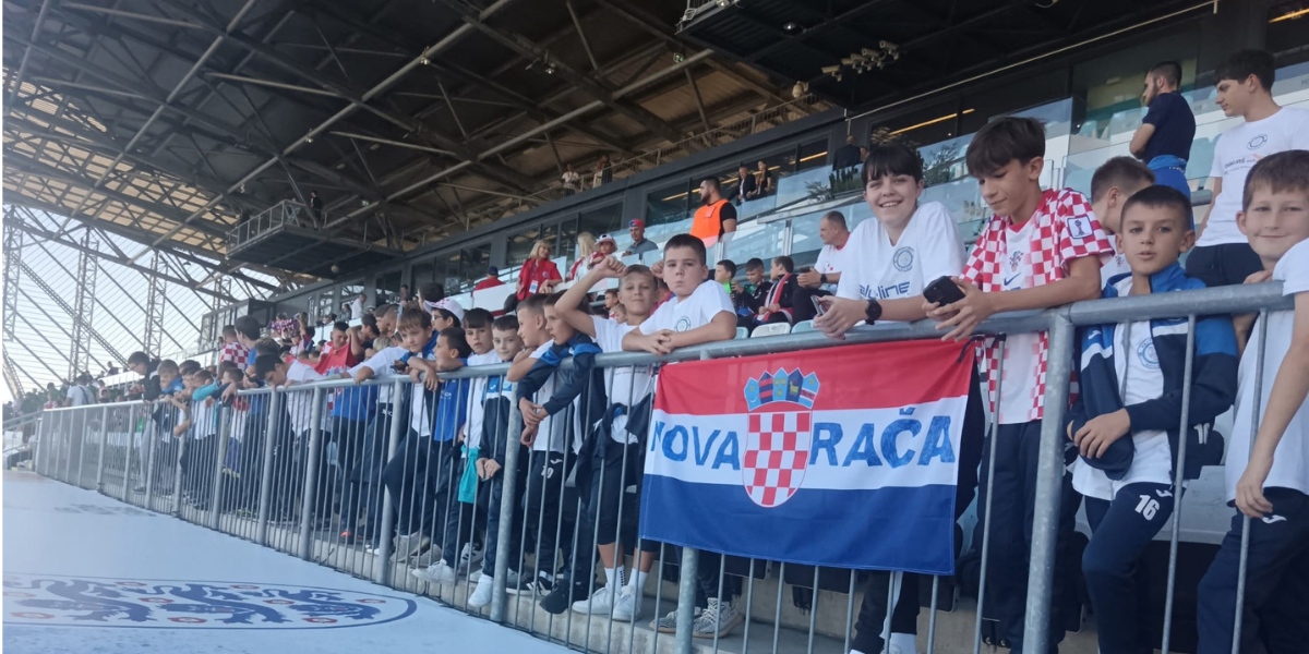 Dio riječkog stadiona Rujevica sinoć je bio rezerviran i za pomladak jednog Bjelovarsko-bilogorskog kluba: Imamo dojmove