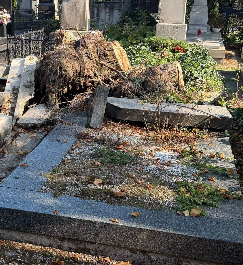 Oštećeni grobovi na Mirogoju